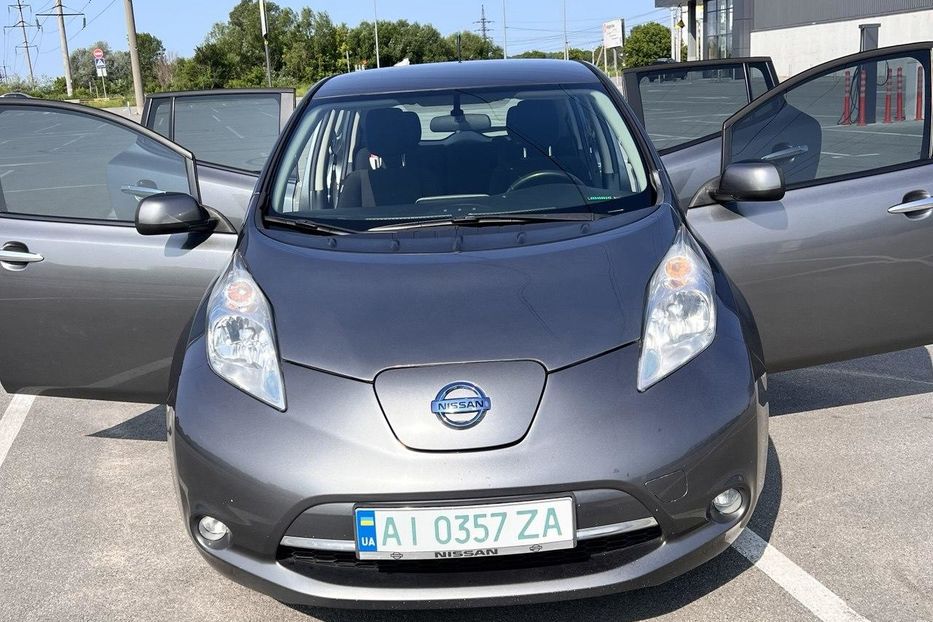 Продам Nissan Leaf електро 2015 года в Киеве