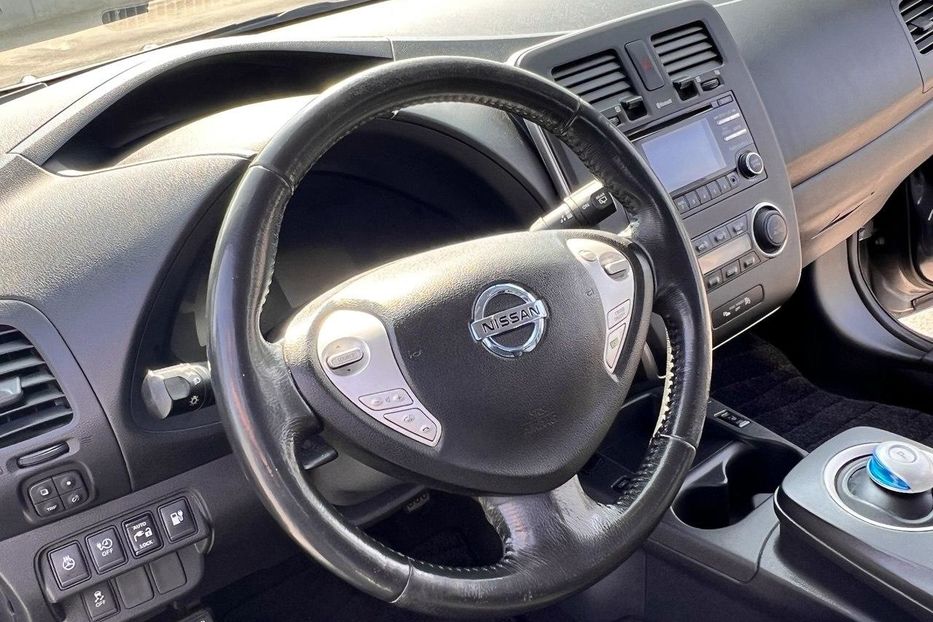 Продам Nissan Leaf електро 2015 года в Киеве