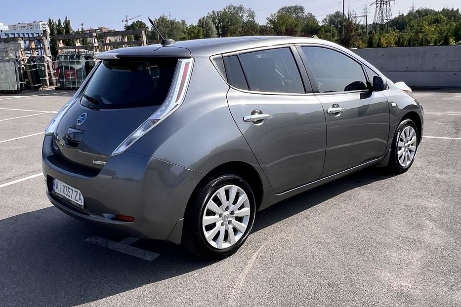 Продам Nissan Leaf електро 2015 года в Киеве