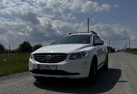 Продам Volvo XC60 2016 года в Киеве