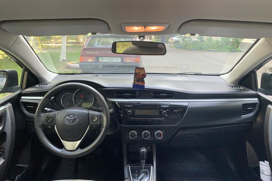Продам Toyota Corolla 2015 года в Одессе