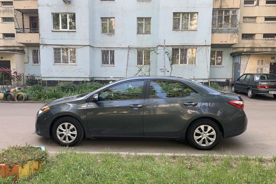 Продам Toyota Corolla 2015 года в Одессе