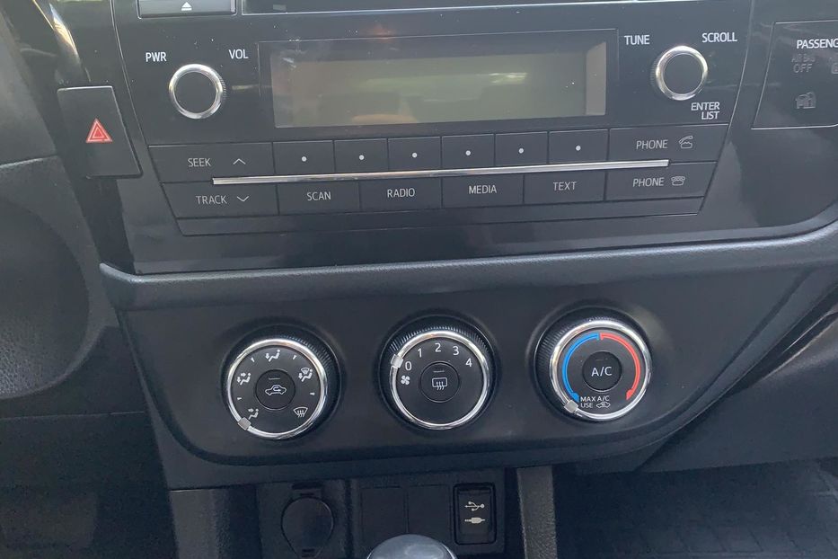 Продам Toyota Corolla 2015 года в Одессе
