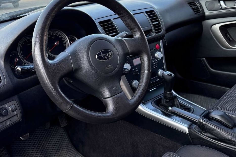 Продам Subaru Outback 2006 года в Харькове