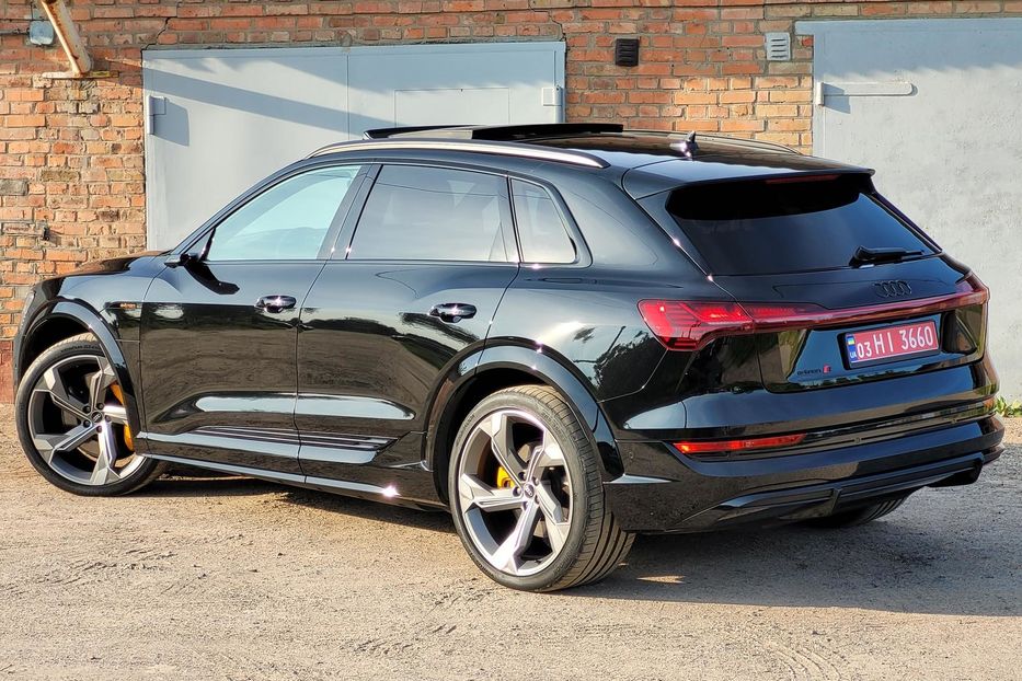 Продам Audi E-Tron S 2022 года в Житомире