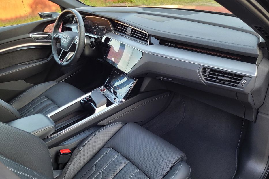 Продам Audi E-Tron S 2022 года в Житомире