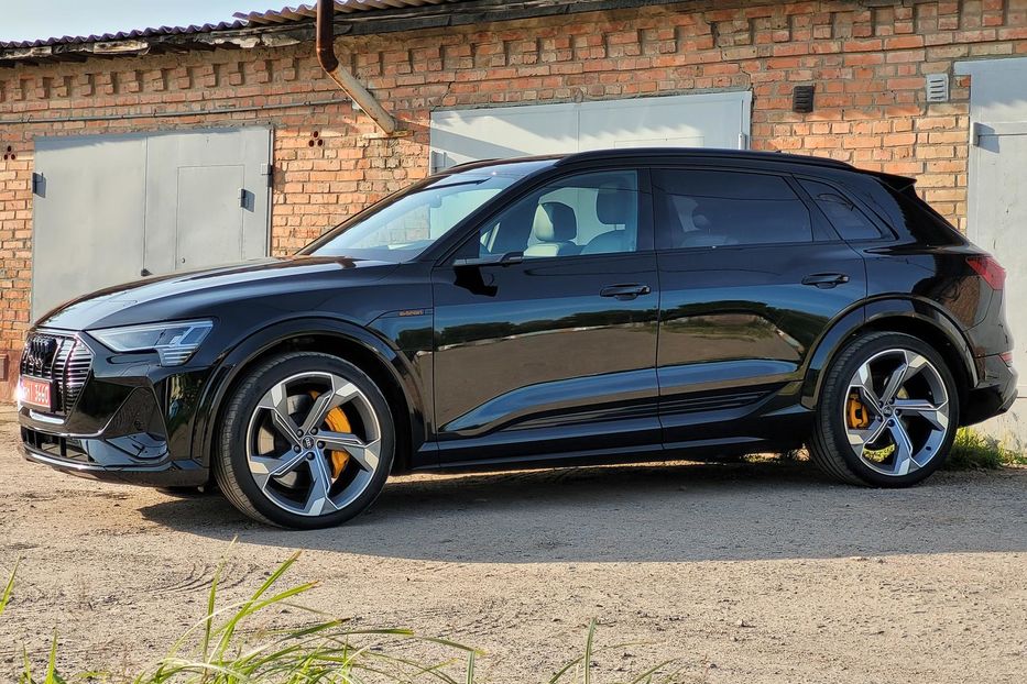 Продам Audi E-Tron S 2022 года в Житомире
