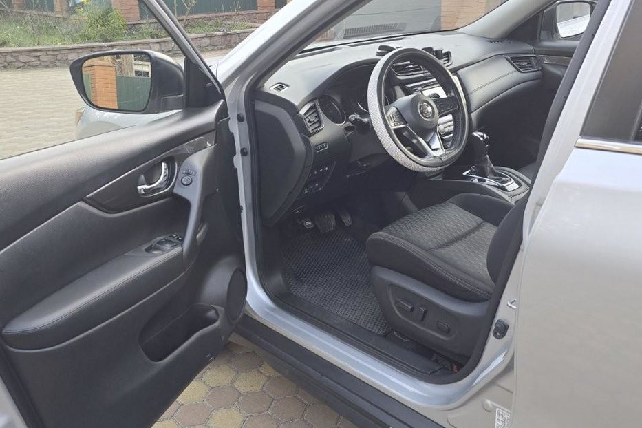 Продам Nissan Rogue SV 2018 года в г. Ворзель, Киевская область