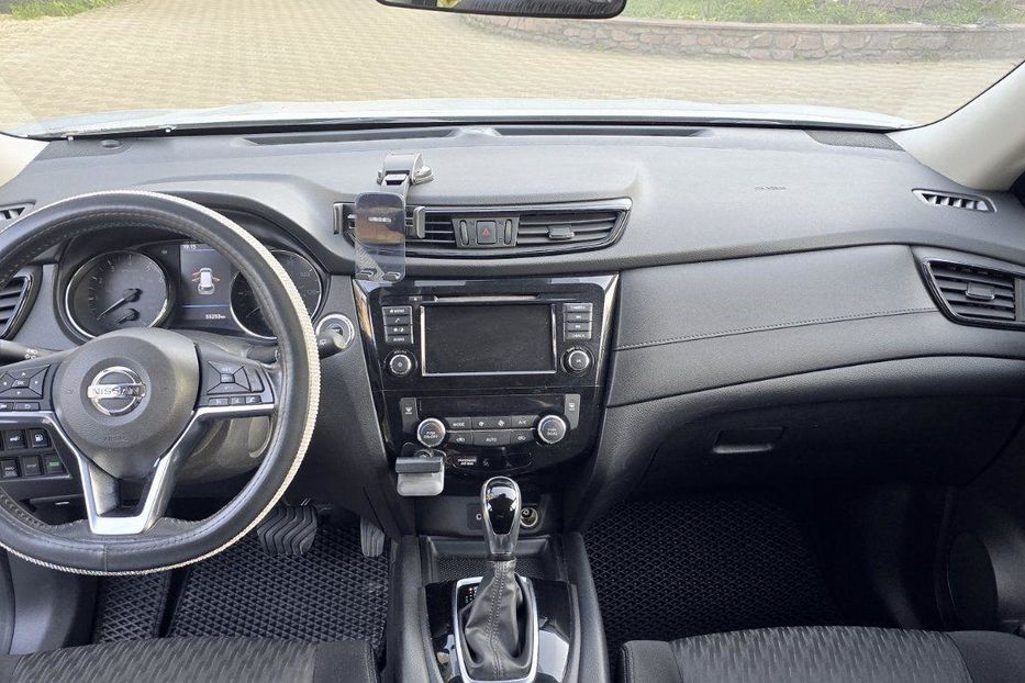 Продам Nissan Rogue SV 2018 года в г. Ворзель, Киевская область