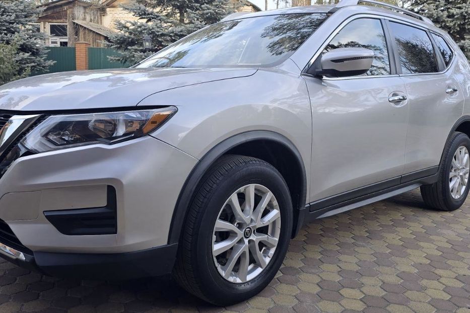 Продам Nissan Rogue SV 2018 года в г. Ворзель, Киевская область