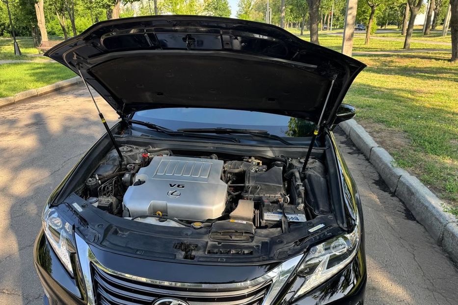 Продам Lexus ES 350 2015 года в Харькове