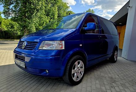 Продам Volkswagen T5 (Transporter) пасс. 2004 года в Львове