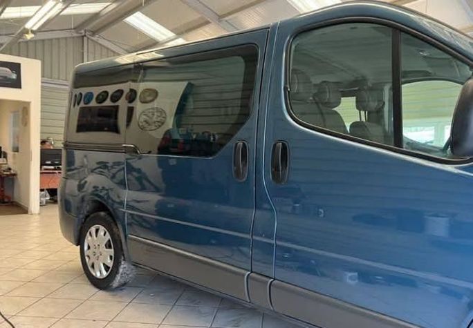 Продам Opel Vivaro пасс. 2012 года в Днепре