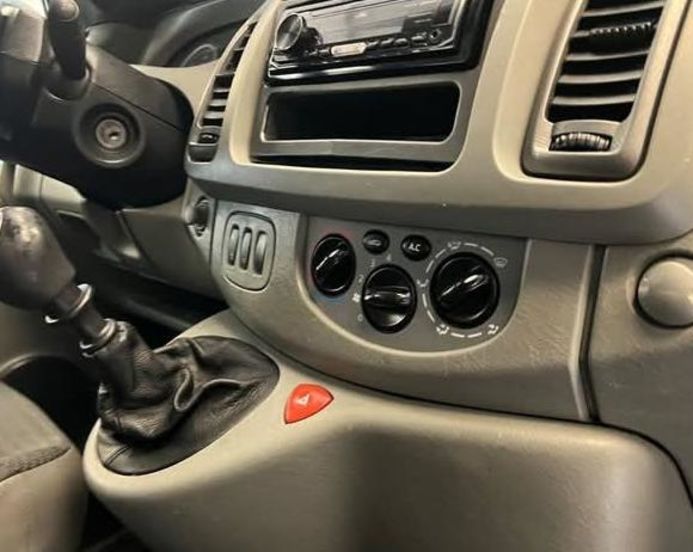 Продам Opel Vivaro пасс. 2012 года в Днепре