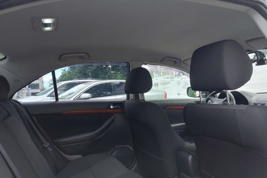 Продам Toyota Avensis Офіціал 2008 года в Киеве