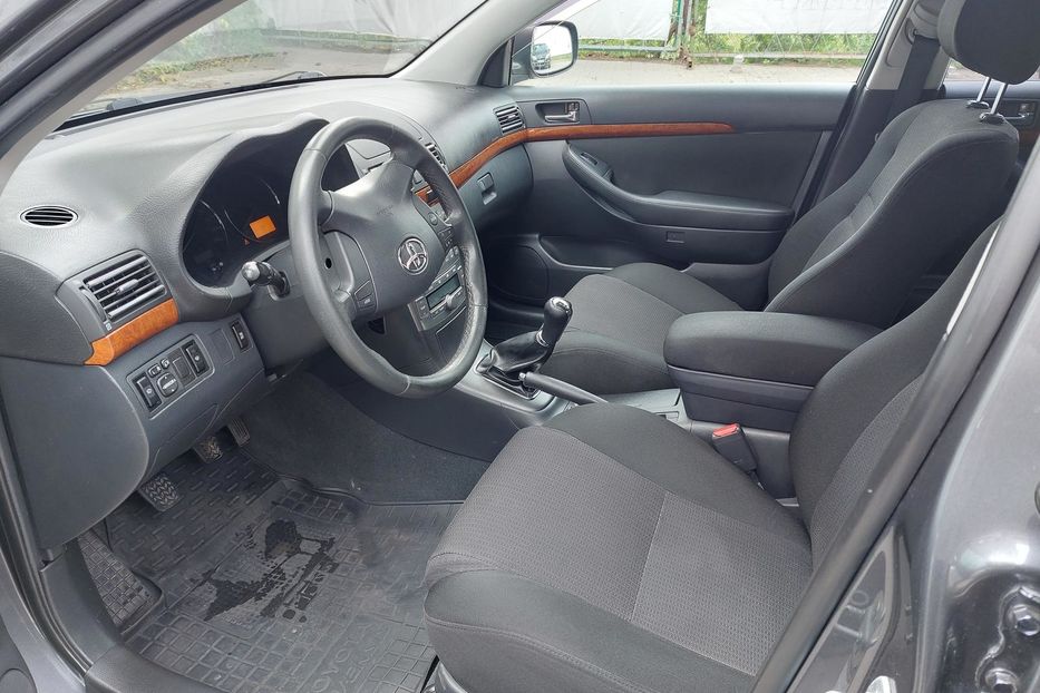 Продам Toyota Avensis Офіціал 2008 года в Киеве