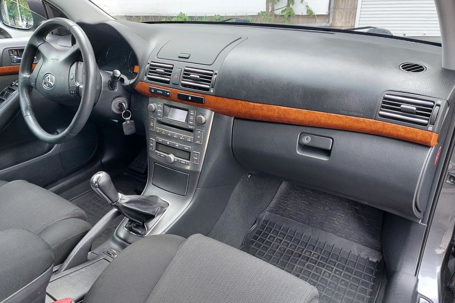 Продам Toyota Avensis Офіціал 2008 года в Киеве