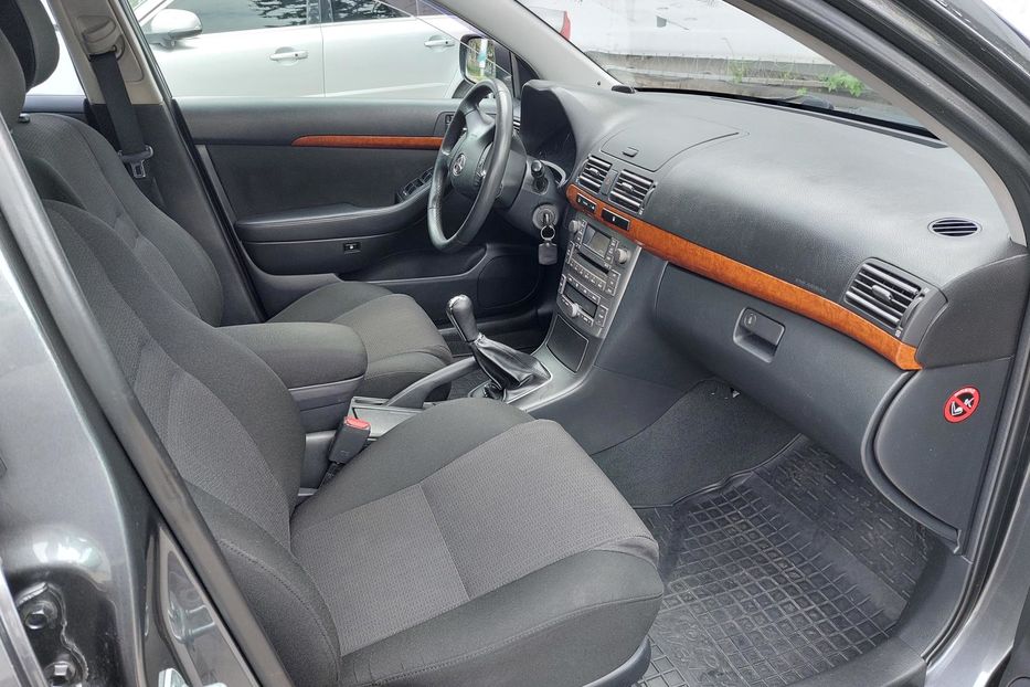 Продам Toyota Avensis Офіціал 2008 года в Киеве