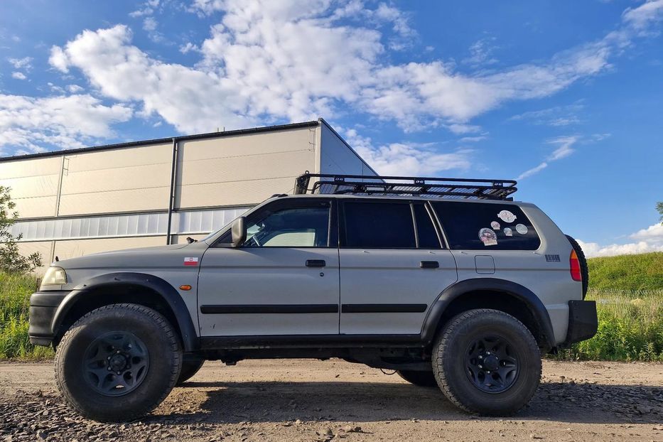 Продам Mitsubishi Pajero Sport 2000 года в Днепре