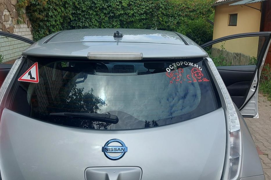 Продам Nissan Leaf 2014 года в Харькове