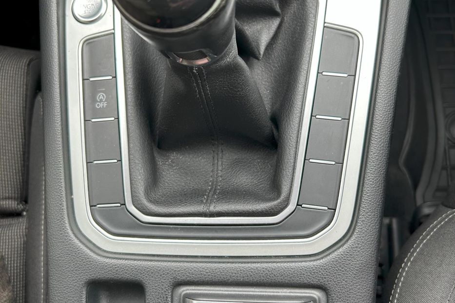 Продам Volkswagen Passat B8 2017 года в Киеве