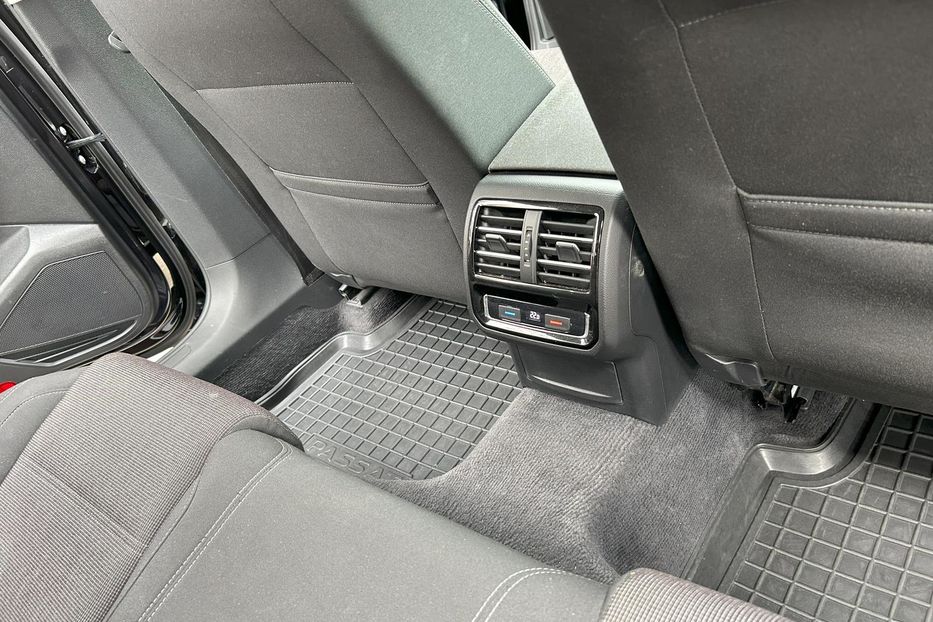 Продам Volkswagen Passat B8 2017 года в Киеве