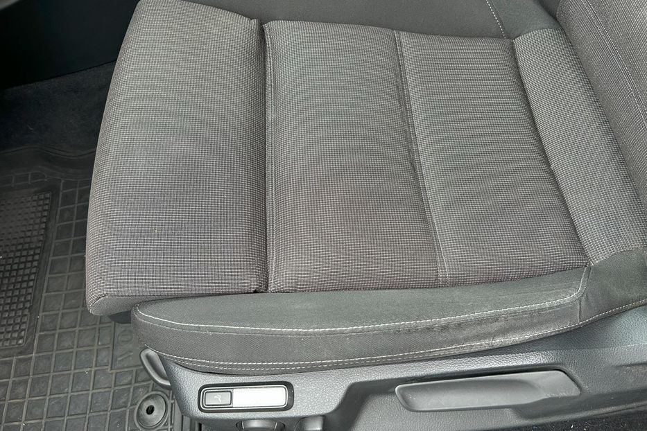 Продам Volkswagen Passat B8 2017 года в Киеве