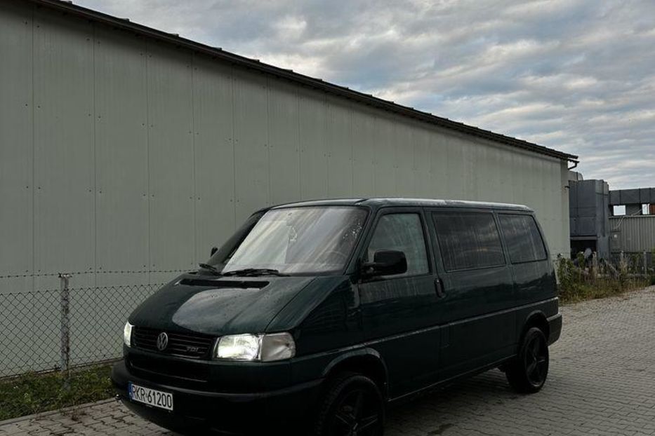 Продам Volkswagen T4 (Transporter) пасс. 2000 года в Киеве