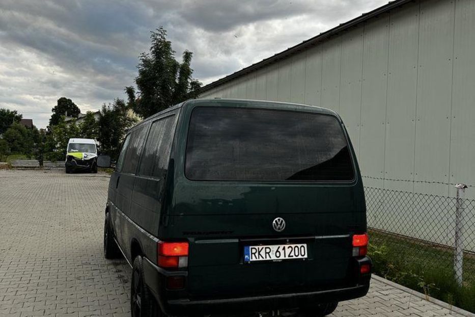 Продам Volkswagen T4 (Transporter) пасс. 2000 года в Киеве