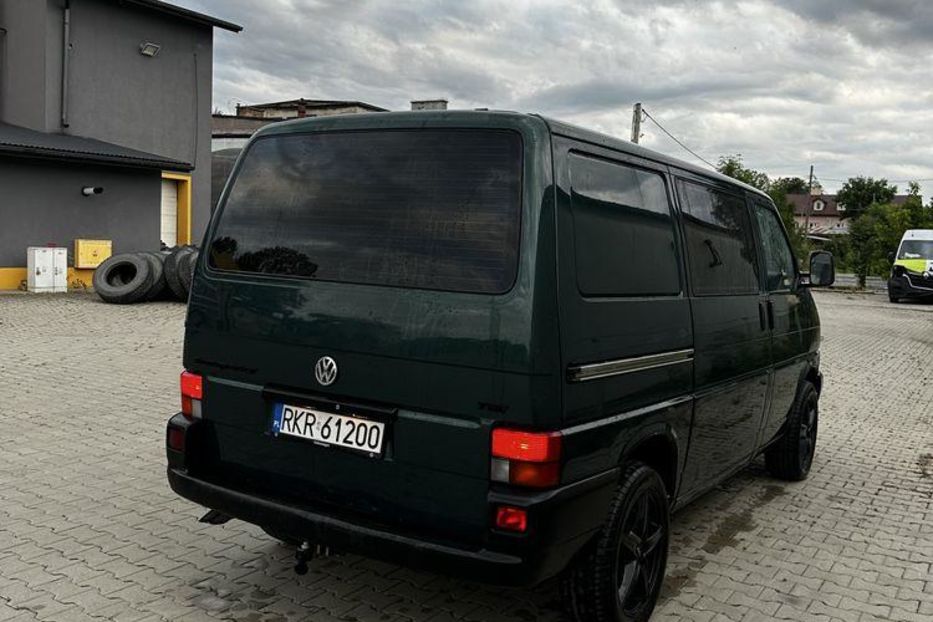 Продам Volkswagen T4 (Transporter) пасс. 2000 года в Киеве