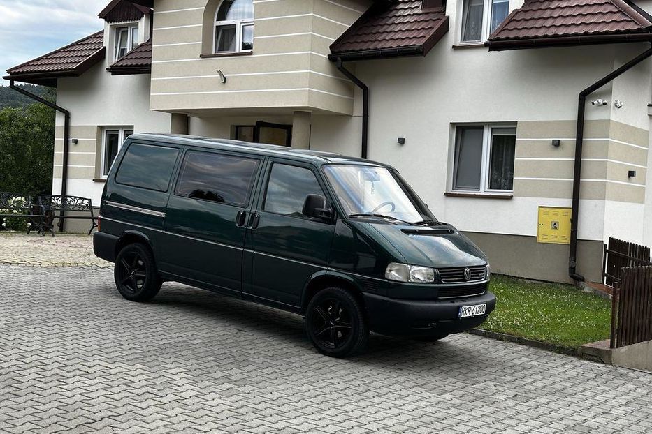 Продам Volkswagen T4 (Transporter) пасс. 2000 года в Киеве