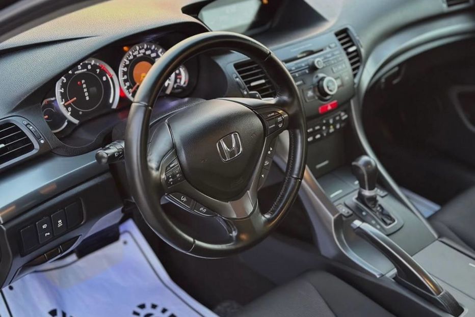 Продам Honda Accord 2013 года в Киеве