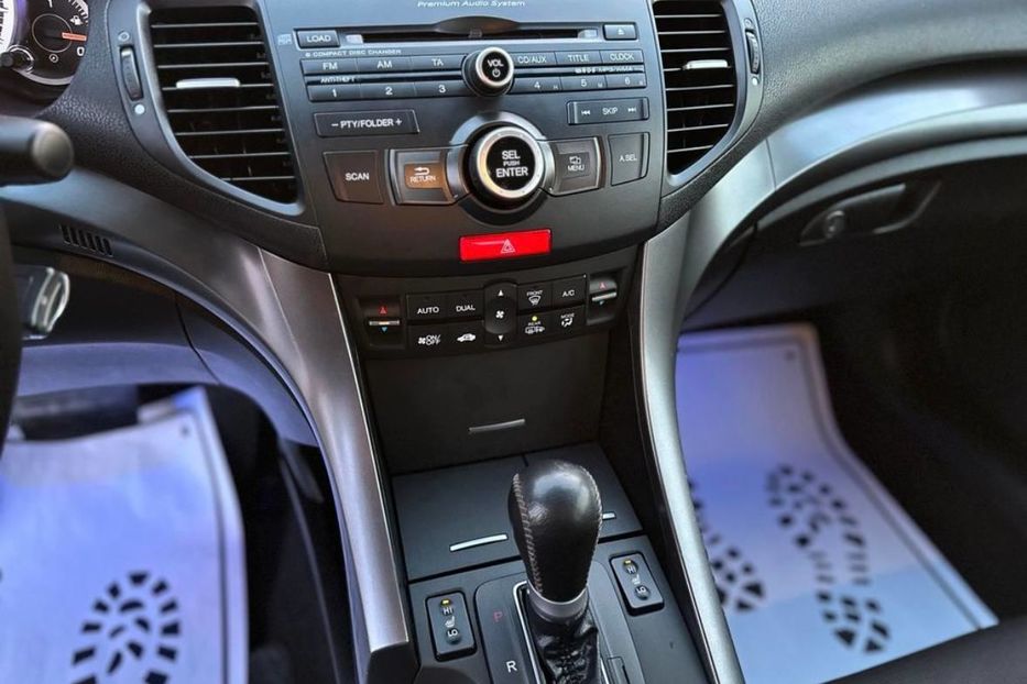 Продам Honda Accord 2013 года в Киеве