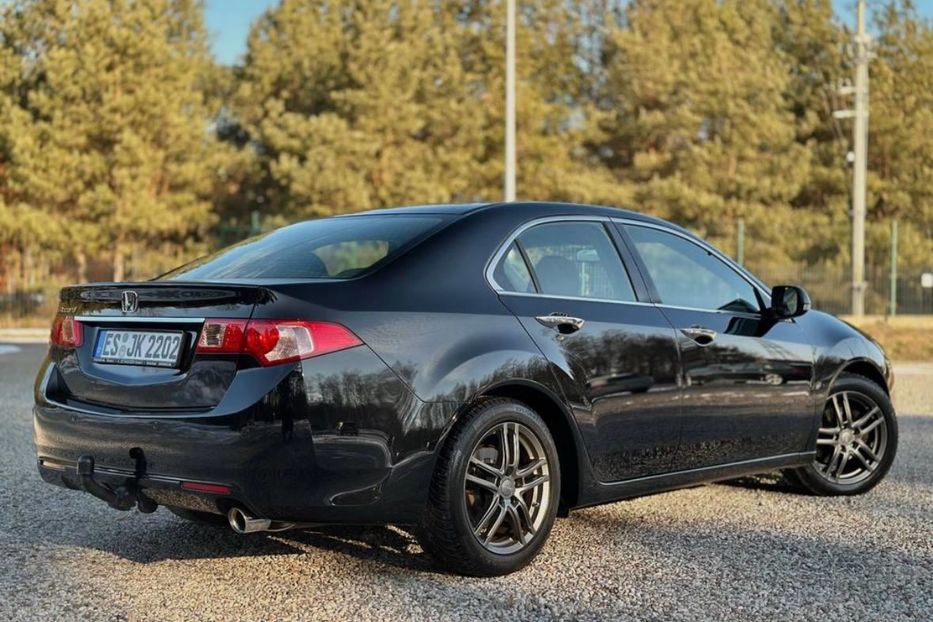 Продам Honda Accord 2013 года в Киеве
