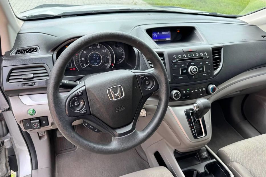 Продам Honda CR-V 2014 года в Виннице