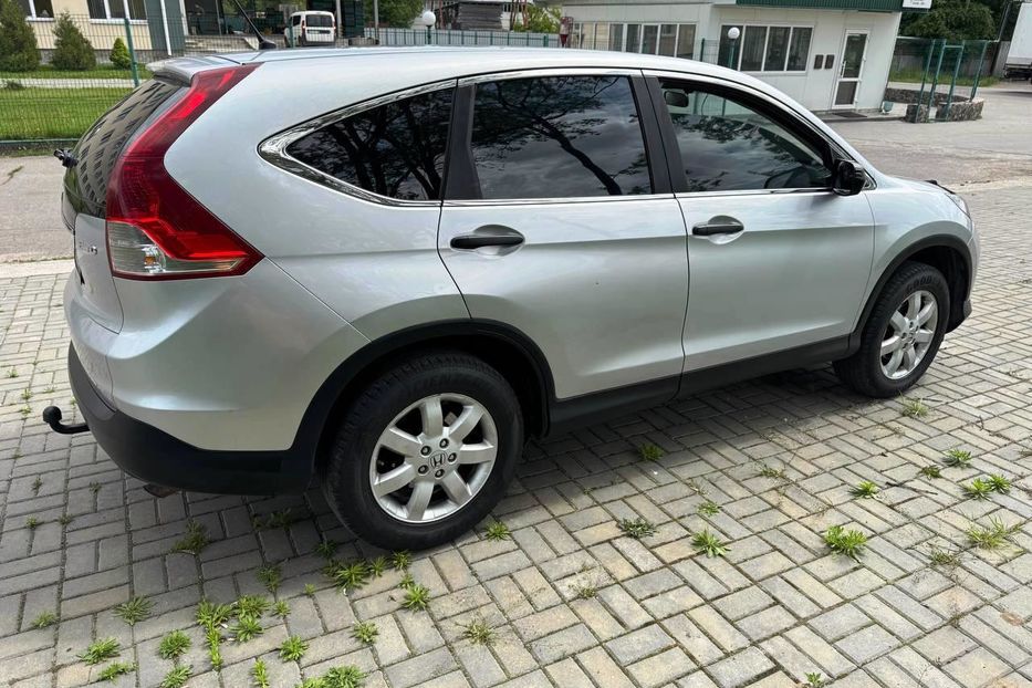 Продам Honda CR-V 2014 года в Виннице