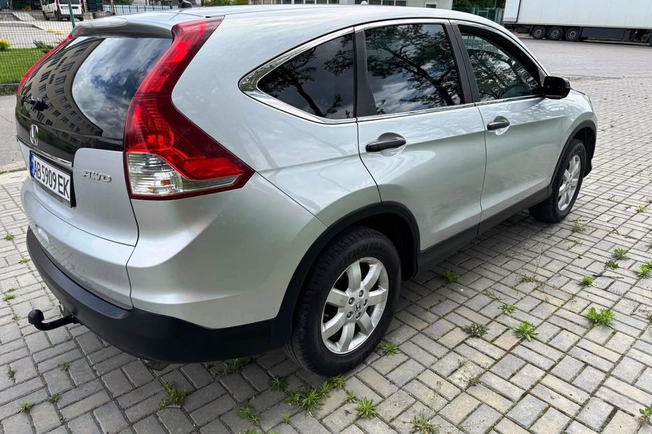 Продам Honda CR-V 2014 года в Виннице