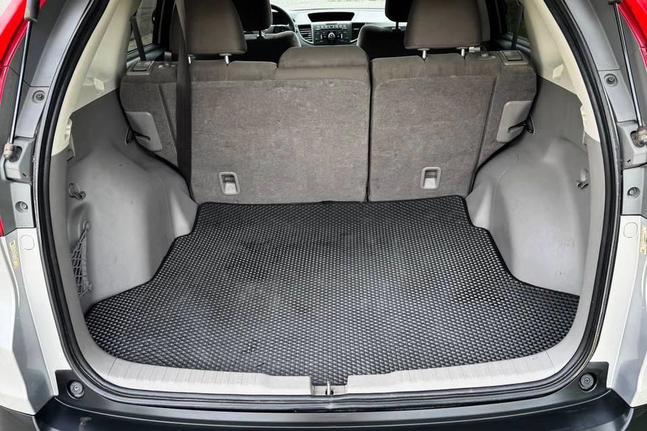 Продам Honda CR-V 2014 года в Виннице