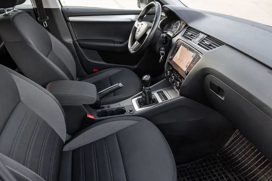 Продам Skoda Octavia 2017 года в Киеве