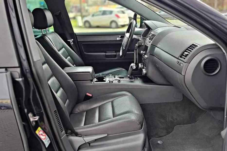Продам Volkswagen Touareg 2007 года в Киеве