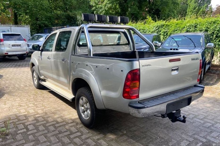 Продам Toyota Hilux 2007 года в Киеве