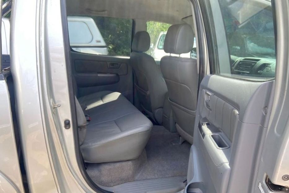 Продам Toyota Hilux 2007 года в Киеве