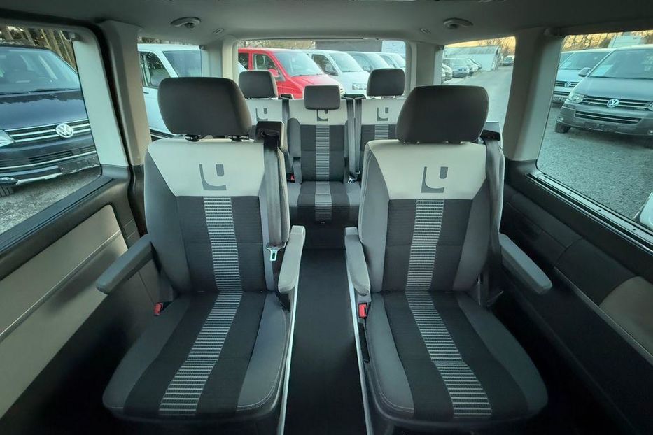 Продам Volkswagen T5 (Transporter) пасс. 2010 года в Сумах
