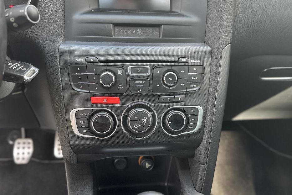 Продам Citroen DS4 2011 года в Житомире