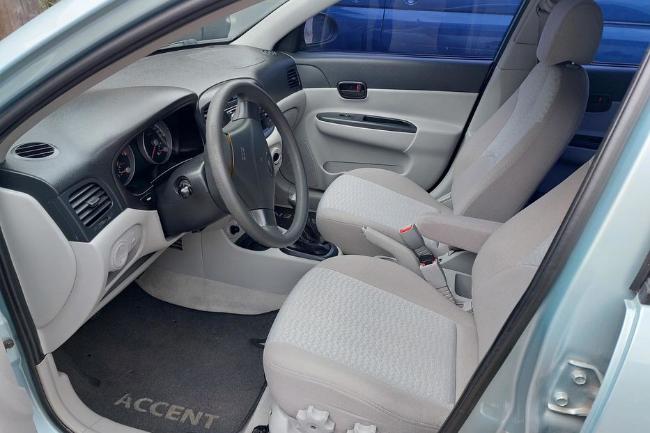 Продам Hyundai Accent  Офіціал 2008 года в Киеве