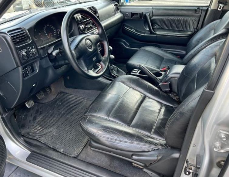 Продам Opel Frontera 2000 года в Киеве