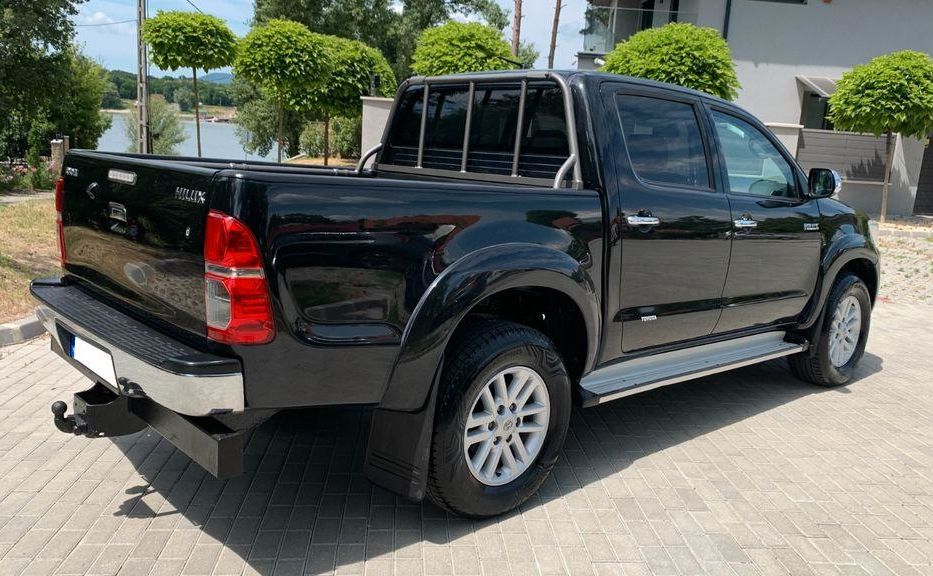 Продам Toyota Hilux 2011 года в Запорожье