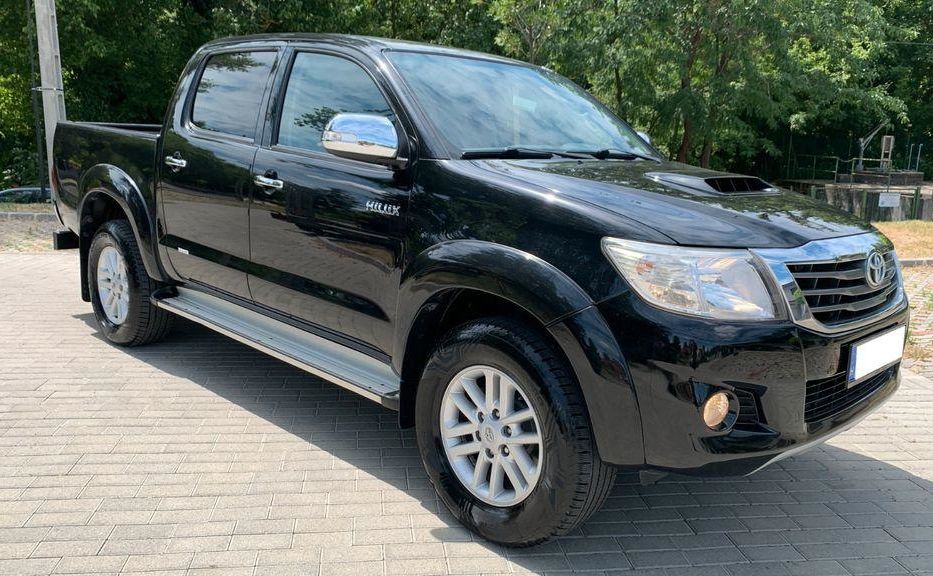 Продам Toyota Hilux 2011 года в Запорожье