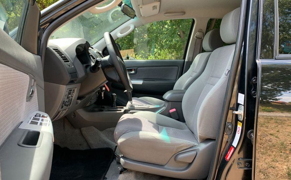 Продам Toyota Hilux 2011 года в Запорожье