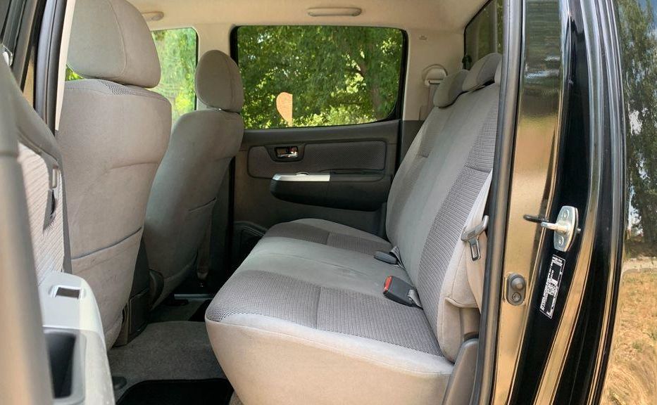 Продам Toyota Hilux 2011 года в Запорожье
